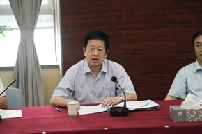 集團公司召開教育實踐活動查擺問題開展批評環(huán)節(jié)工作部署會議