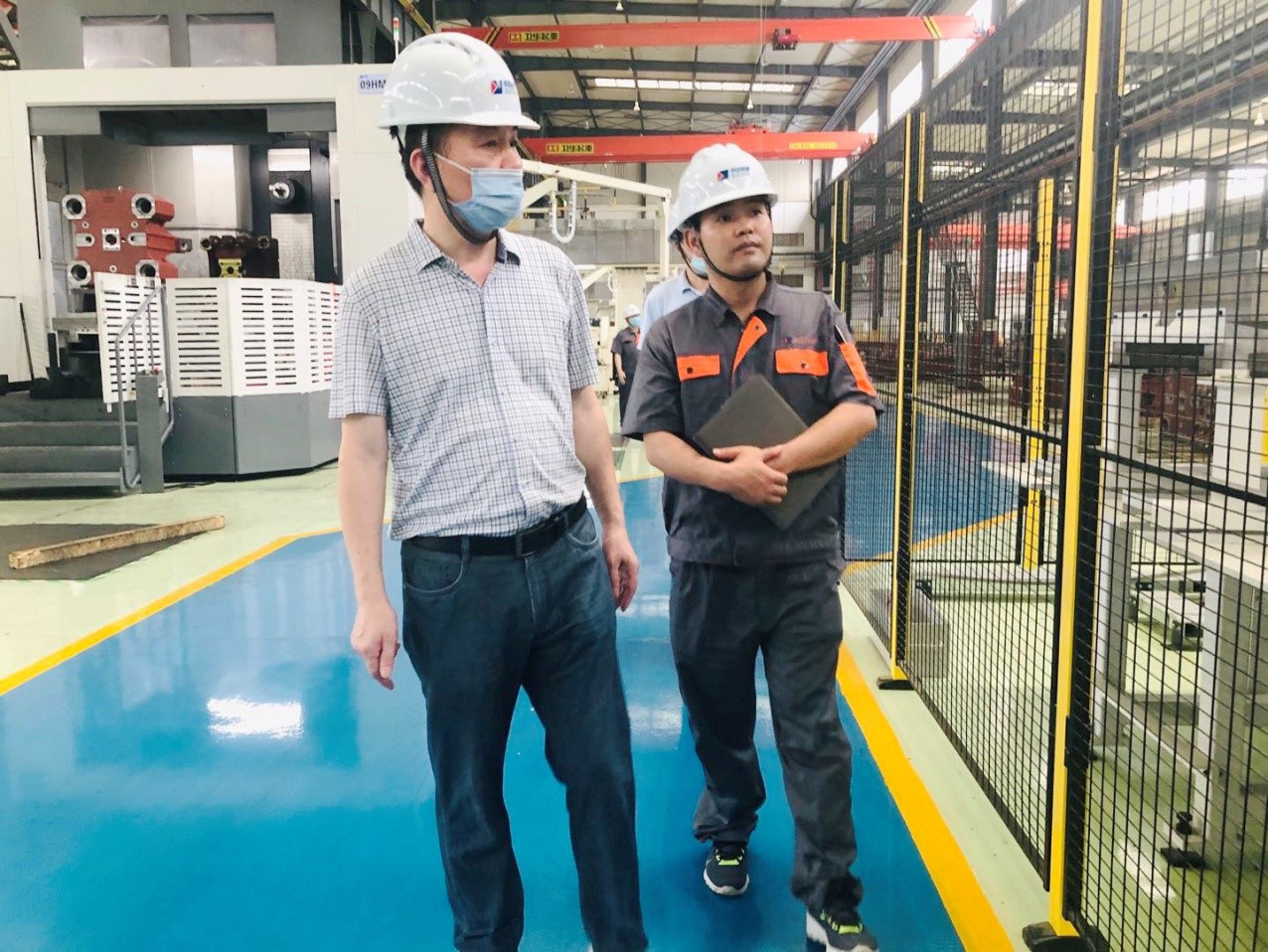 杭州松下馬達(dá)有限公司副總經(jīng)理祝慧明赴德清申達(dá)公司交流QC管理經(jīng)驗(yàn)