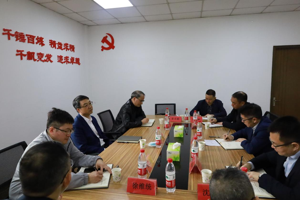 吳敏赴商業(yè)公司調(diào)研指導(dǎo)