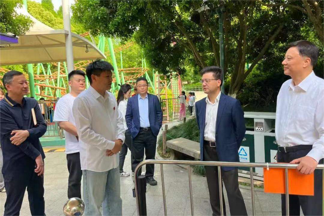 省國(guó)資委副主任董正泉一行赴杭州動(dòng)物園、少兒公園開展節(jié)前安全生產(chǎn)檢查